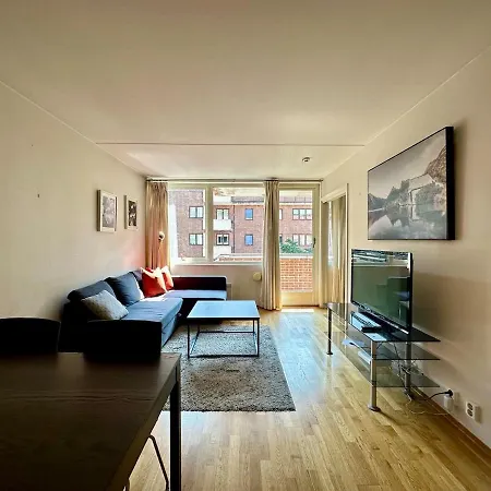 Majorstuen With Balcony & Bedroom *