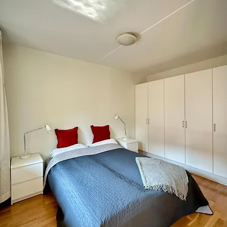 Majorstuen With Balcony & Bedroom *